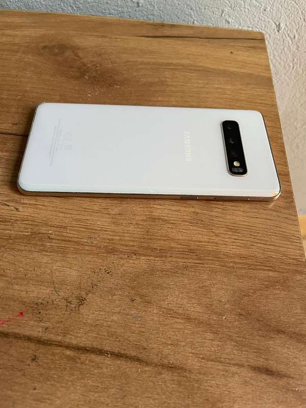 Samsung Galaxy S10 128GB Pre-owned