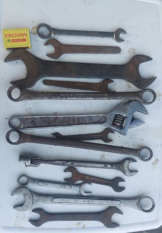 VINTAGE OLD TOOLS SPANNER BIG AND SMALL SIZE SEE MATCHBOX TO COMPARE SIZE SOLD AS A LOT
