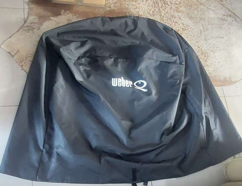 WEBER GRILL COVER HARDLY USED TOP CONDITION CORRECTION IN LISTING NOT CADAC