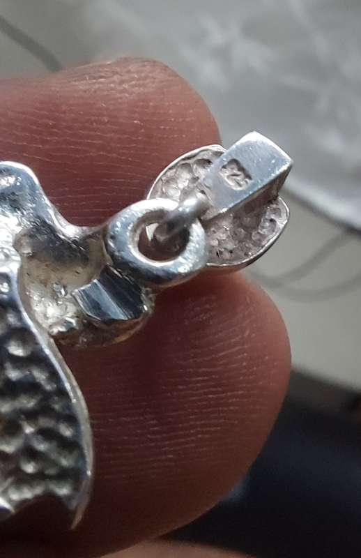 VINTAGE 925 SILVER PENDANT WITH COLOR STONE UNSURE WHAT STONE