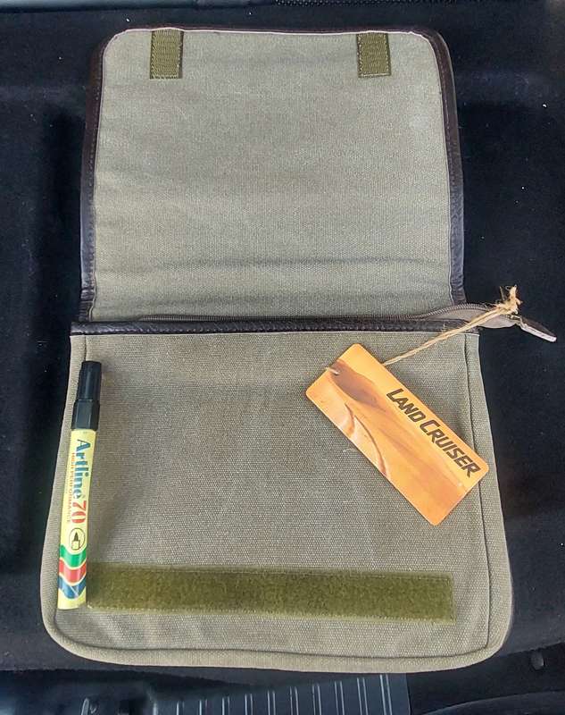 LANDCRUISER IPAD OR MULTIPURPOSE CANVAS BAG