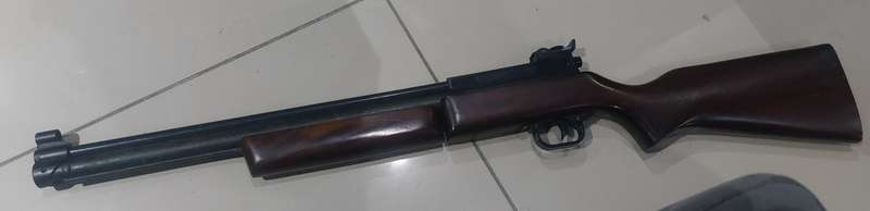 1000 FPS CANNON SUPER VINTAGE AIR PUMP RIFLE / RARE FIND LIKE BRAND NEW VERY POWERFUL BOLT ACTION