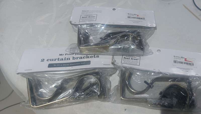 BRASS CURTAIN BRACKETS FOR 35MM ROD  3 AVAILABLE BID PER PAIR