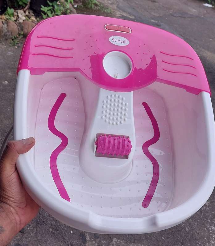 AWESSOME SCHOLL PEDICURE FOOT SPA ONLY READ DISCRIPTION