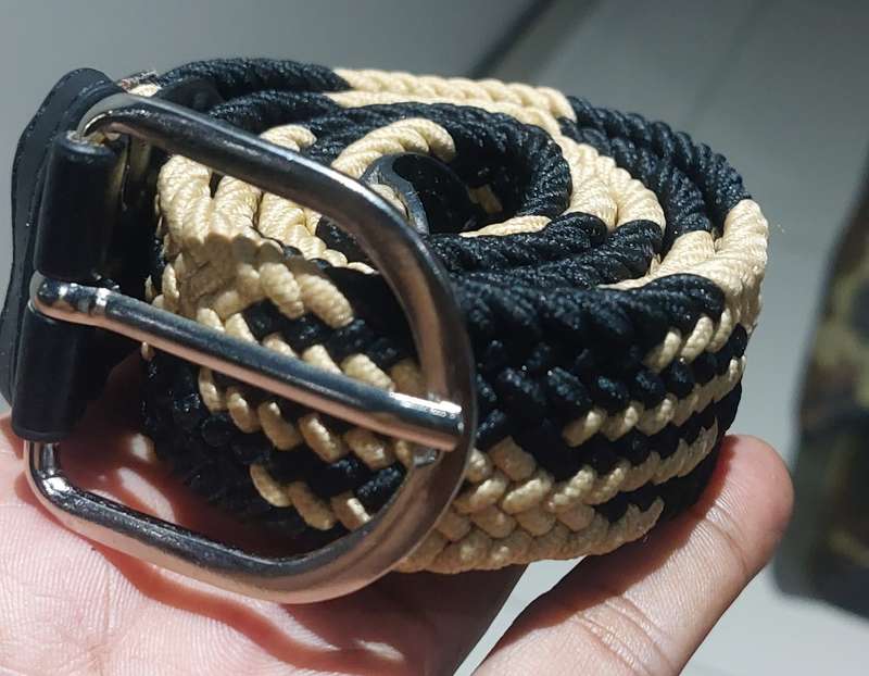 BRAIDED STRECH BELT FITS SIZE SMALL TO XL