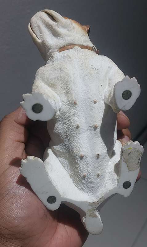 COLLECTABLE SUPER RARE SHERRATT AND SIMPSON REALISTIC RESIN  ENGLISH BULLDOG