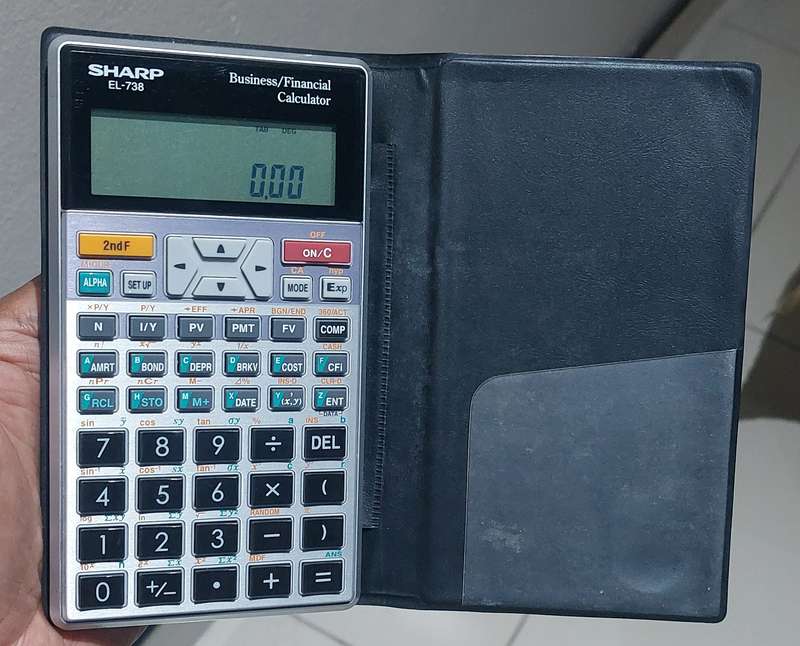 VINTAGE SHARP EL-738 LIKE NEW