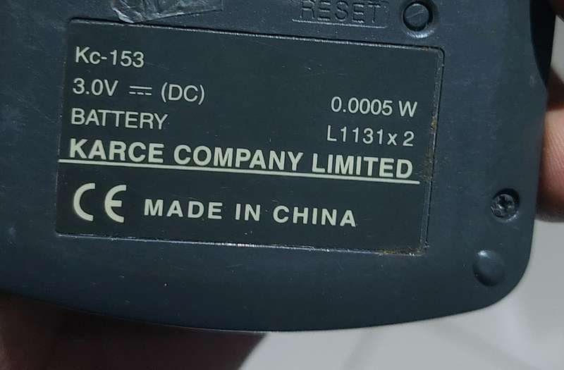 VINTAGE CALCULATOR NO BATTERY TO TEST SELLING AS NOT WORKING