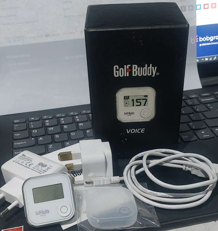 GOLF BUDDY VOICE  GPS RANGEFINDER BOXED  WITH ALL ASESSORIES WORKS PERFECTLY