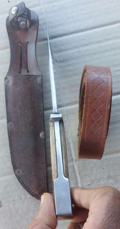 ultra rare solingen solid tang knife with sheath and leather belt