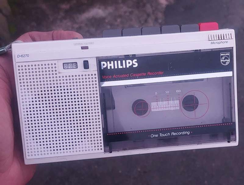 vintage portable Philips cassette player works 200%