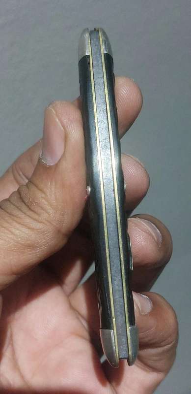 for the collector IXL GEORGE WOSTENHOLM SHEFFIELD pocket knife