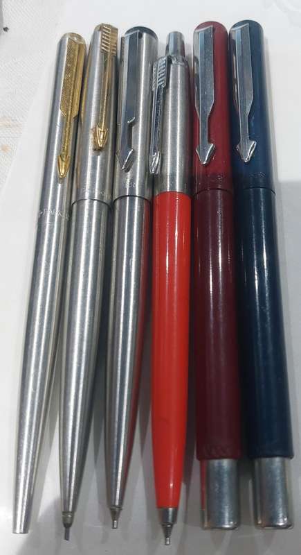 vintage parker pens and  pencil bid for the lot