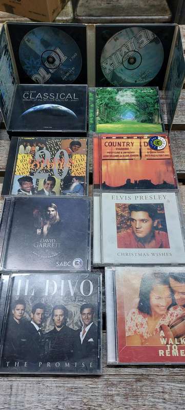 music cds bid for the lot