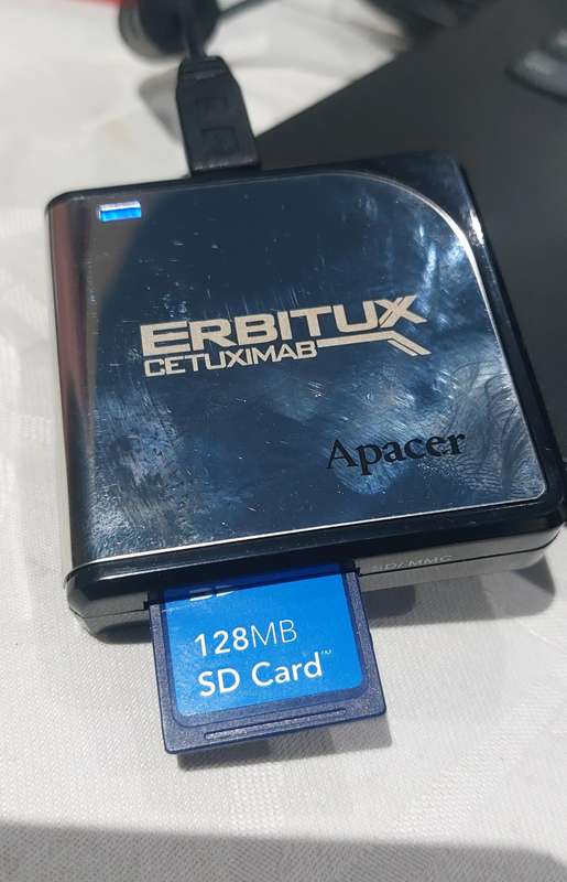 super fast multiple memory card reader