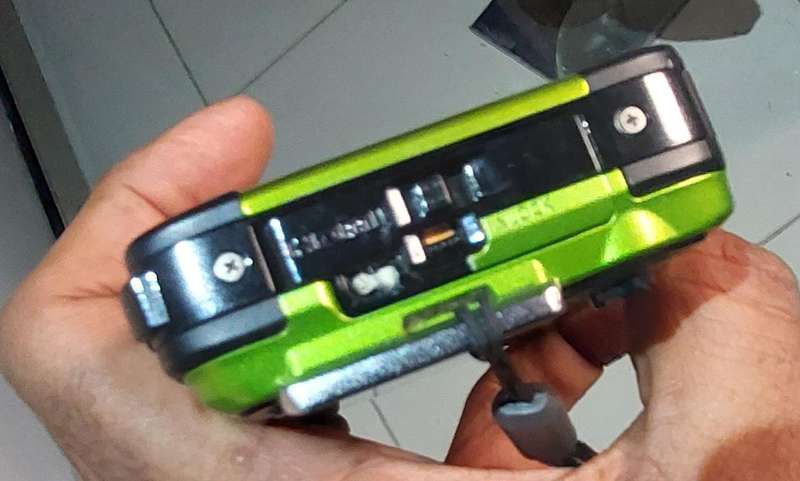 Like new works 200% olympus Tough Tg-620 waterproof camera read description