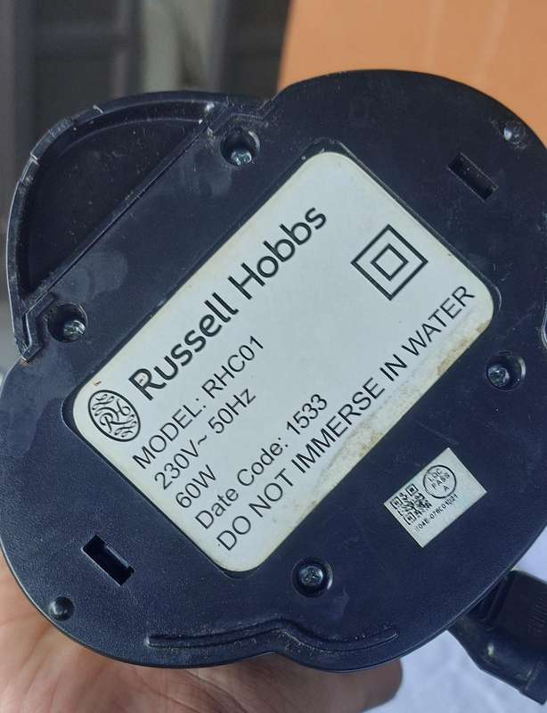 top condition 3 in 1 Russel Hobbs can opener (sharpen knives, open bottle top, open cans)