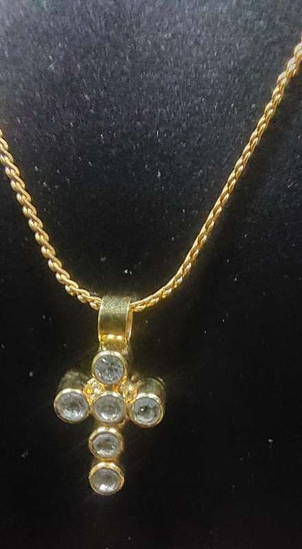 Vintage cross chain and pendant