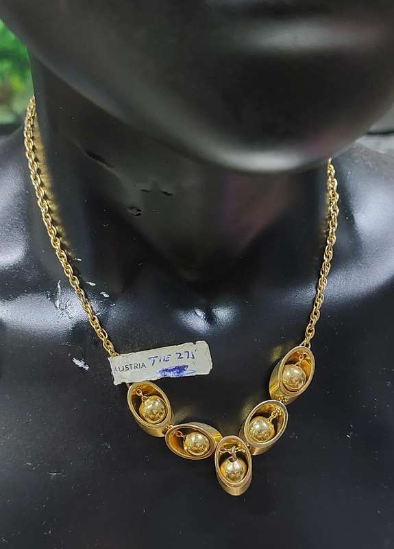 vintage stunning chain