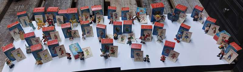 1960s complete set of 1 to 34 Marx Disneykins boxed with cards