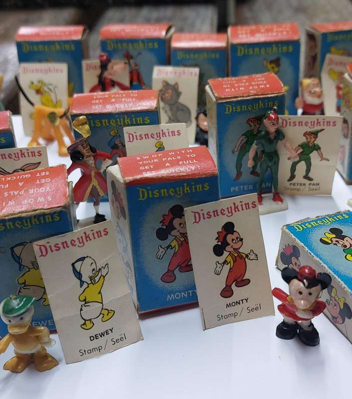 1960s complete set of 1 to 34 Marx Disneykins boxed with cards