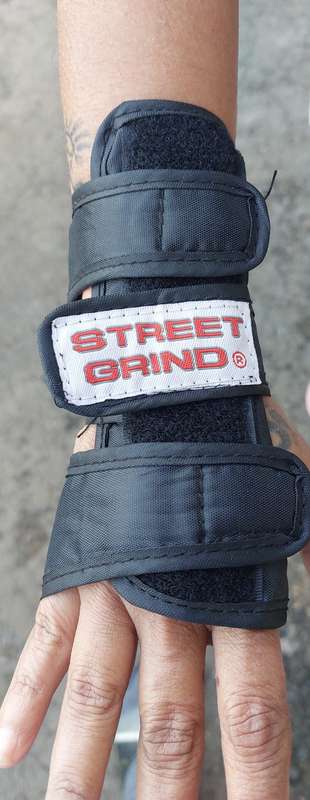 Knee, elbow and palm pads