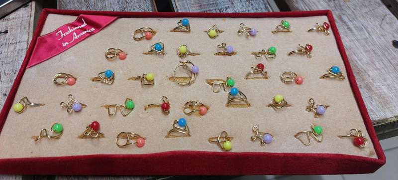 Vintage rings bid for the lot
