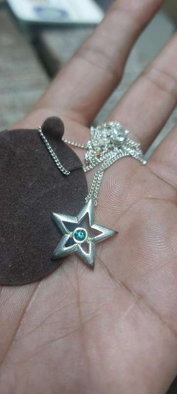 Vintage chain and pendant