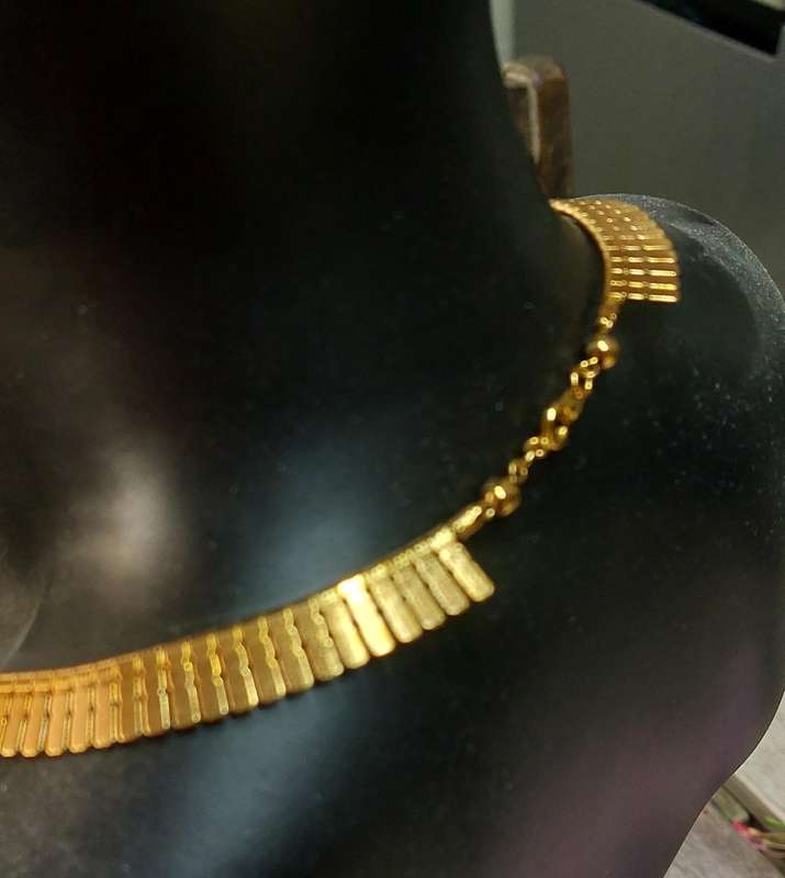 Vintage neck chain ice weight