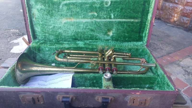 VINTAGE TRUMPET