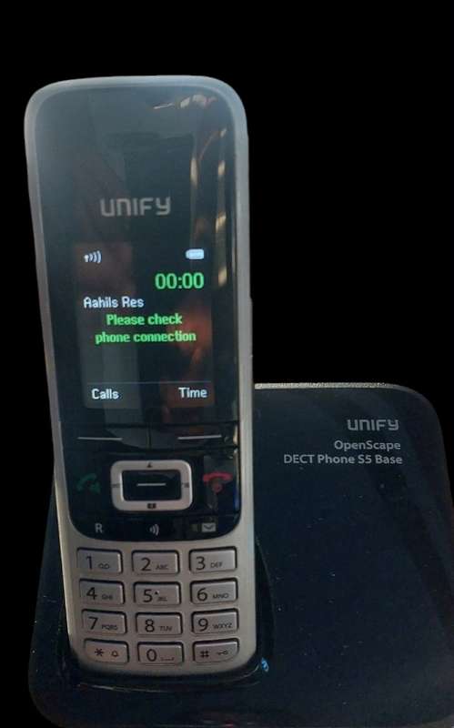 UNIFY OPENSCAPE DECT PHONE S5 WITH RECHARGEABLE BATTERY AND CHARGER