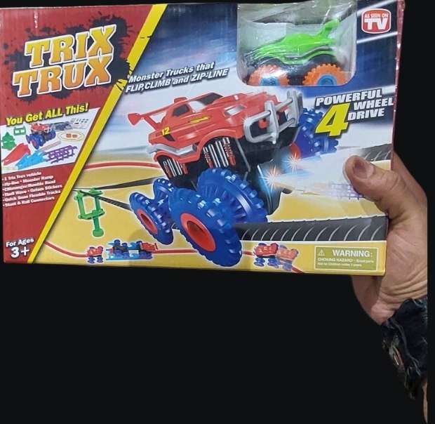 CHRISMAS HERE TRIX TRUX ZIP LINE ONLY TOY NEW