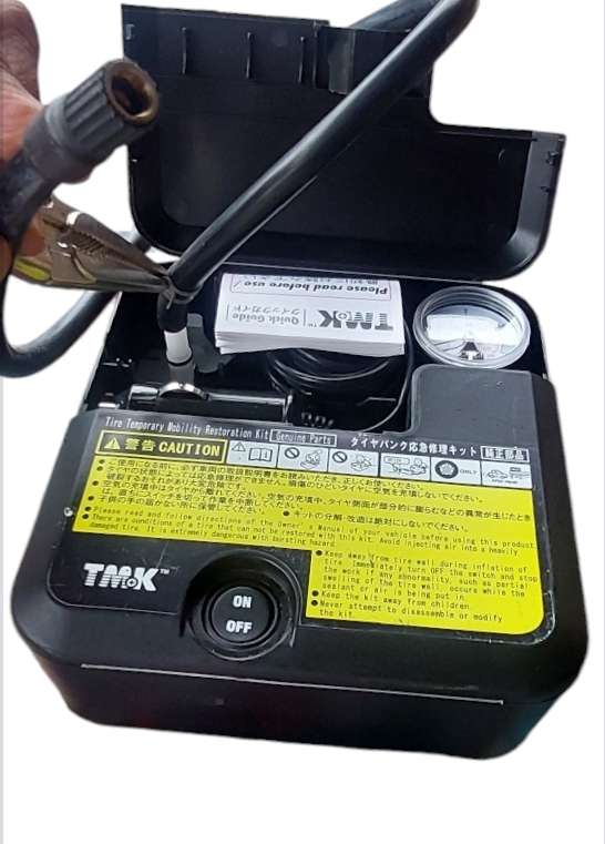 TOYOTA TYRE MOBILITY KIT TYRE PUMP AND SEALANT