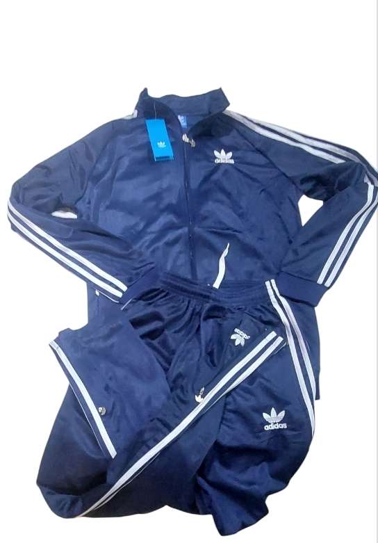 UNWANTED GIFT SPORTS ADDIDAS TRACKSUIT BLUE NAVY SIZE LARGE SLIM FIT