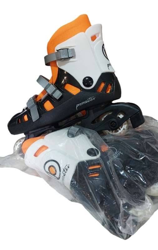 EARLY CHRISTMAS GIFT PROLINE ROLLERBLADES SIZE 6