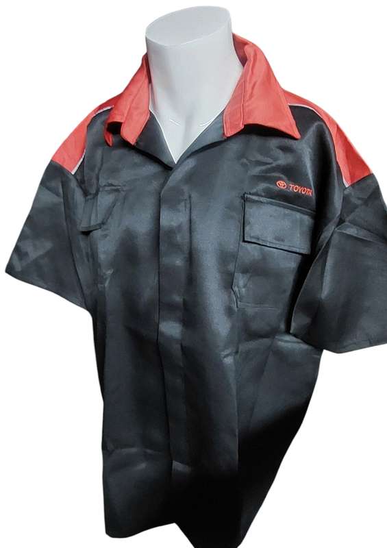 LAST ONE NEW SIZE XLARGE TOYOTA WORKSHOP TOP