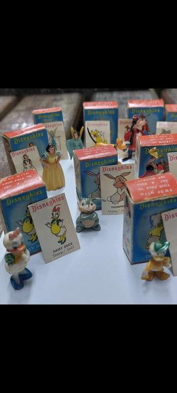 Ultra rare marks disneykins complete set from 1 to 34 see pics