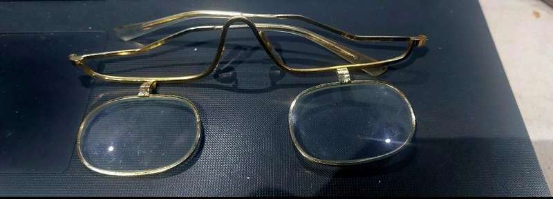 Vintage gold frame flip glasses top condition