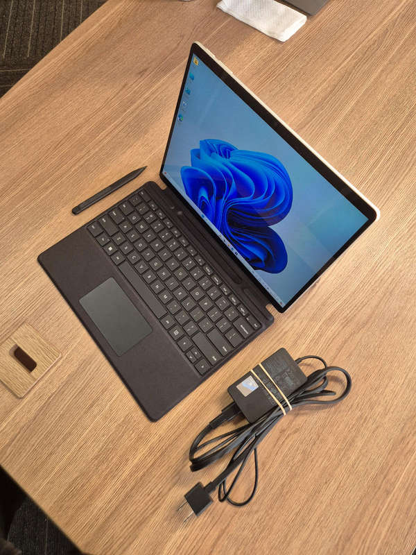 Microsoft Surface Pro 10 | Intel Core Ultra 7 | 16GB RAM | 1TB Storage