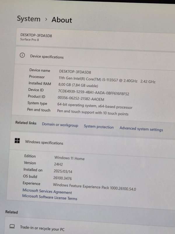 Microsoft Surface Pro 8 | 11th Gen Core i5 | Good As New