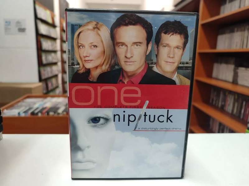 Nip Tuck Season 1 Dvd Set