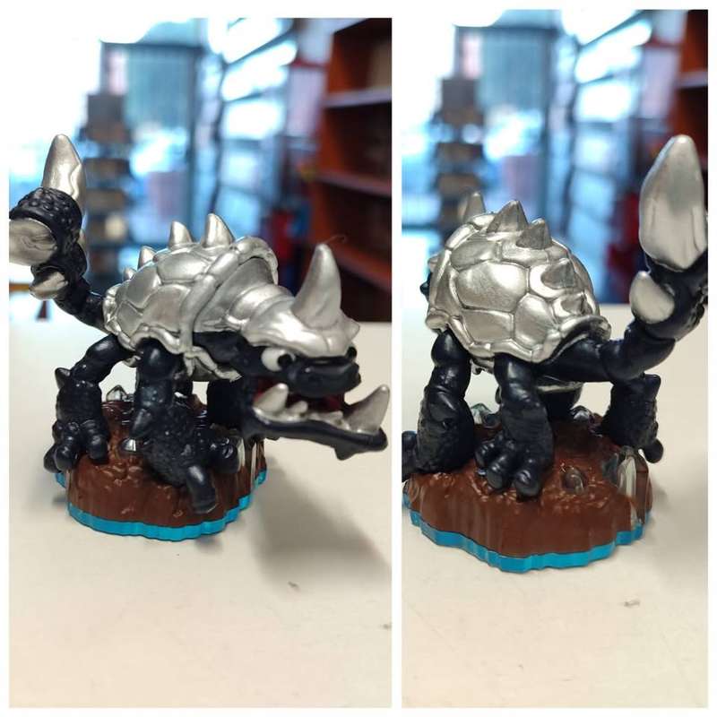 Slobber Tooth Dark Skylanders Swap Force