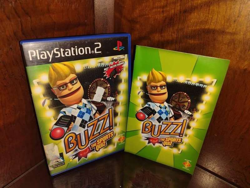 Buzz Controllers and 4 Game Bundle for PlayStation 2 PS2