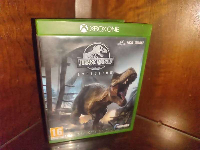 Jurassic World Evolution  Xbox One