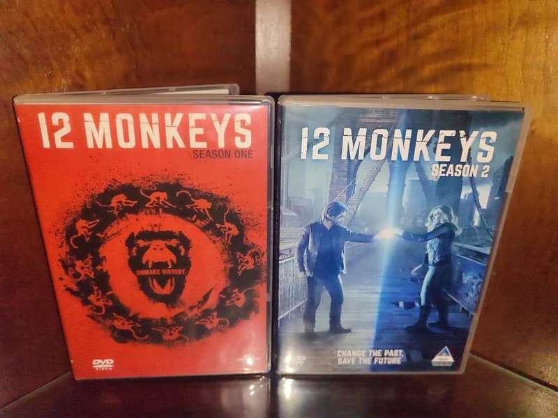 12 Monkeys Seasons 1 and 2 Dvd Set