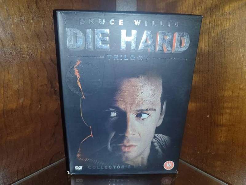 Die Hard Trilogy Collector's Edition Dvd