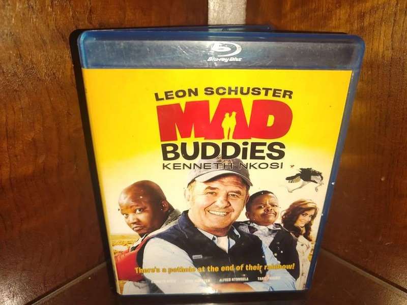 Mad Buddies  Blu Ray