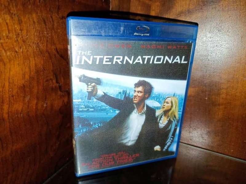 The International (reprinted cover) Blu Ray