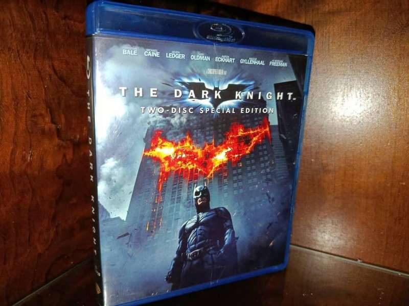 The Dark Knight 2 Disc Special Edition Blu Ray