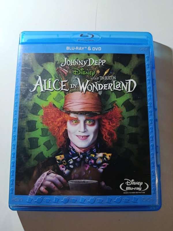Alice In Wonderland 2010 Blu Ray